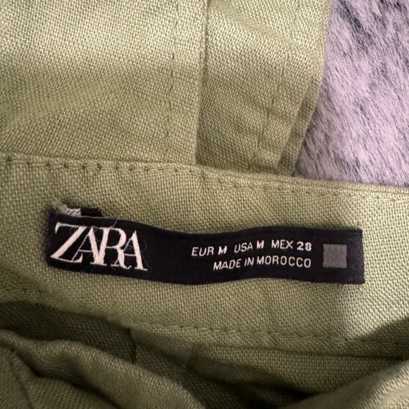 Linen Short Jumpsuit - Picture 3 of 10